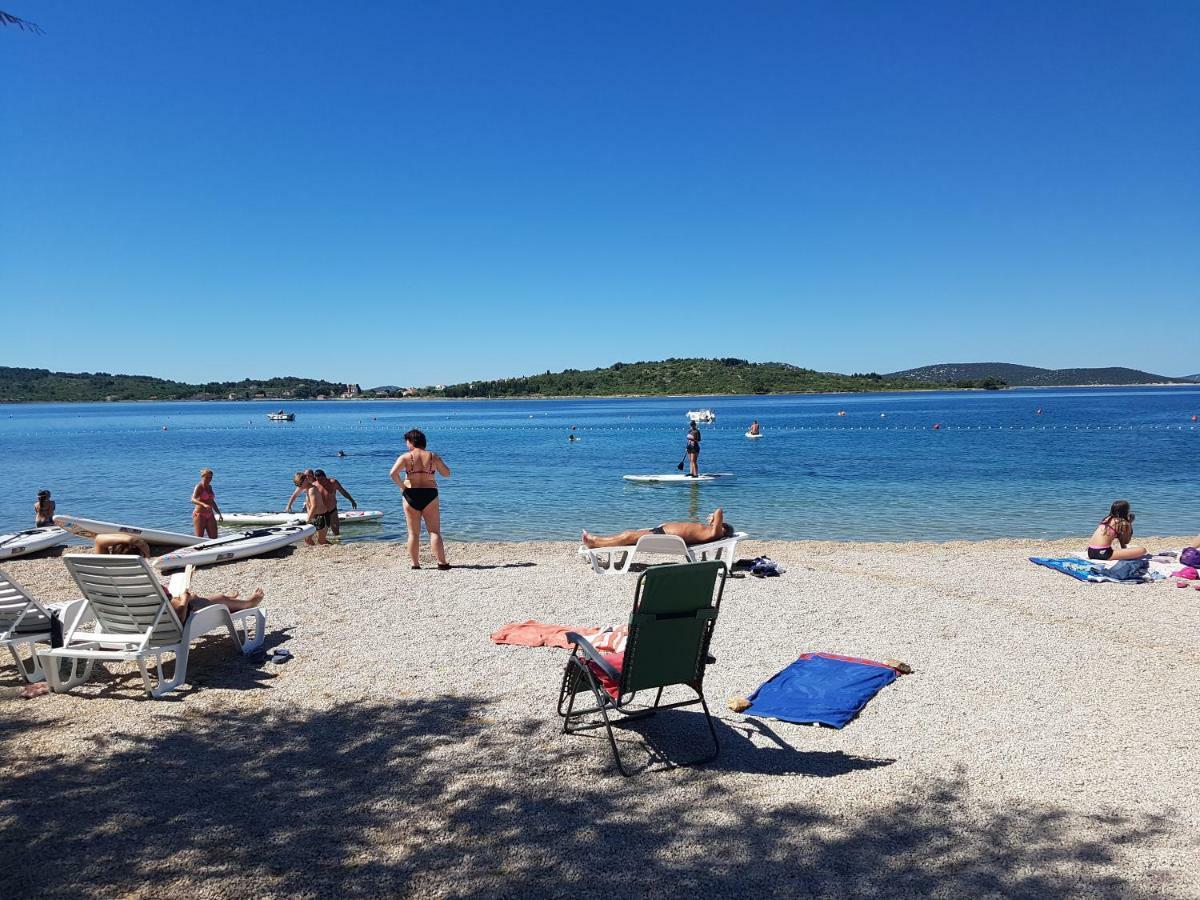 Dalmacia Apartments Srima Eksteriør bilde